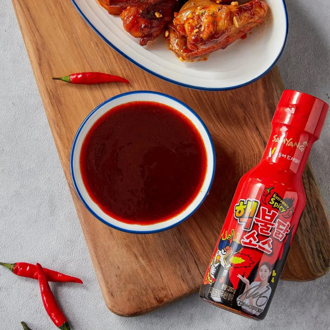 SAMYANG Extreme Hot Chicken Sauce 200g Samyang