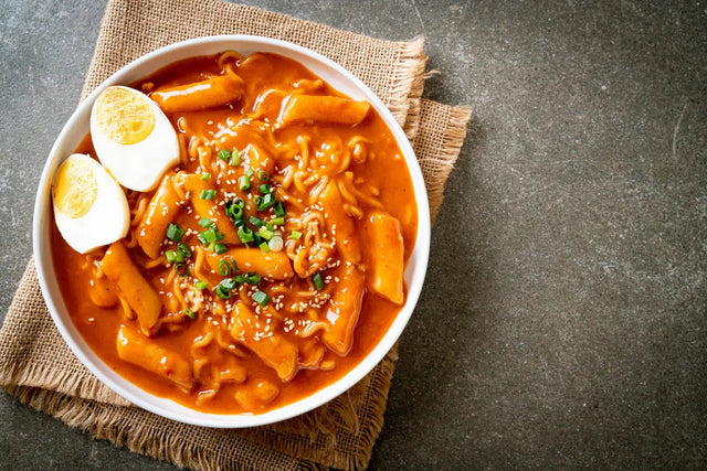 Tteokbokki (Korean spicy rice cake)