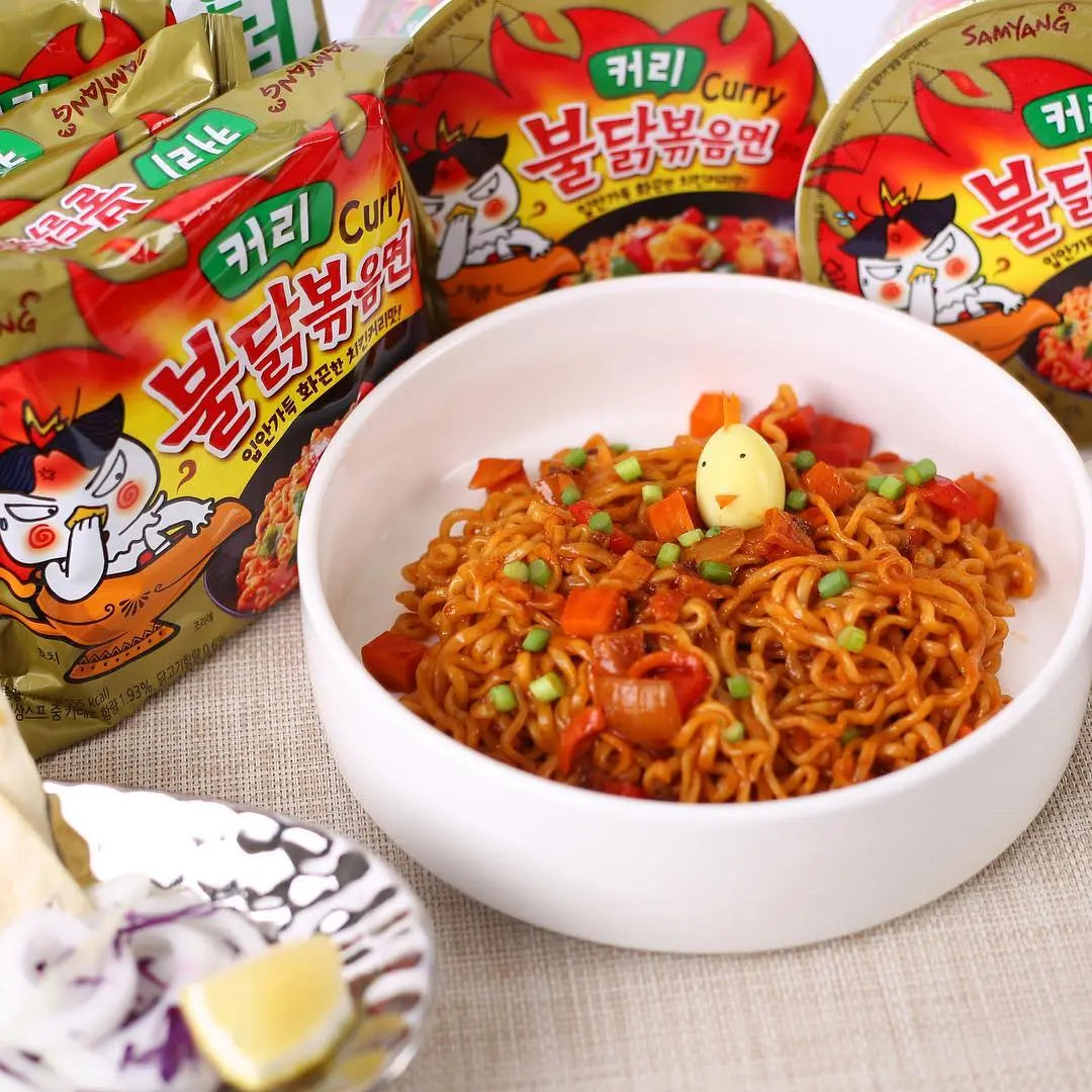 SAMYANG Instant Nudeln Hot Chicken Curry 140g Samyang