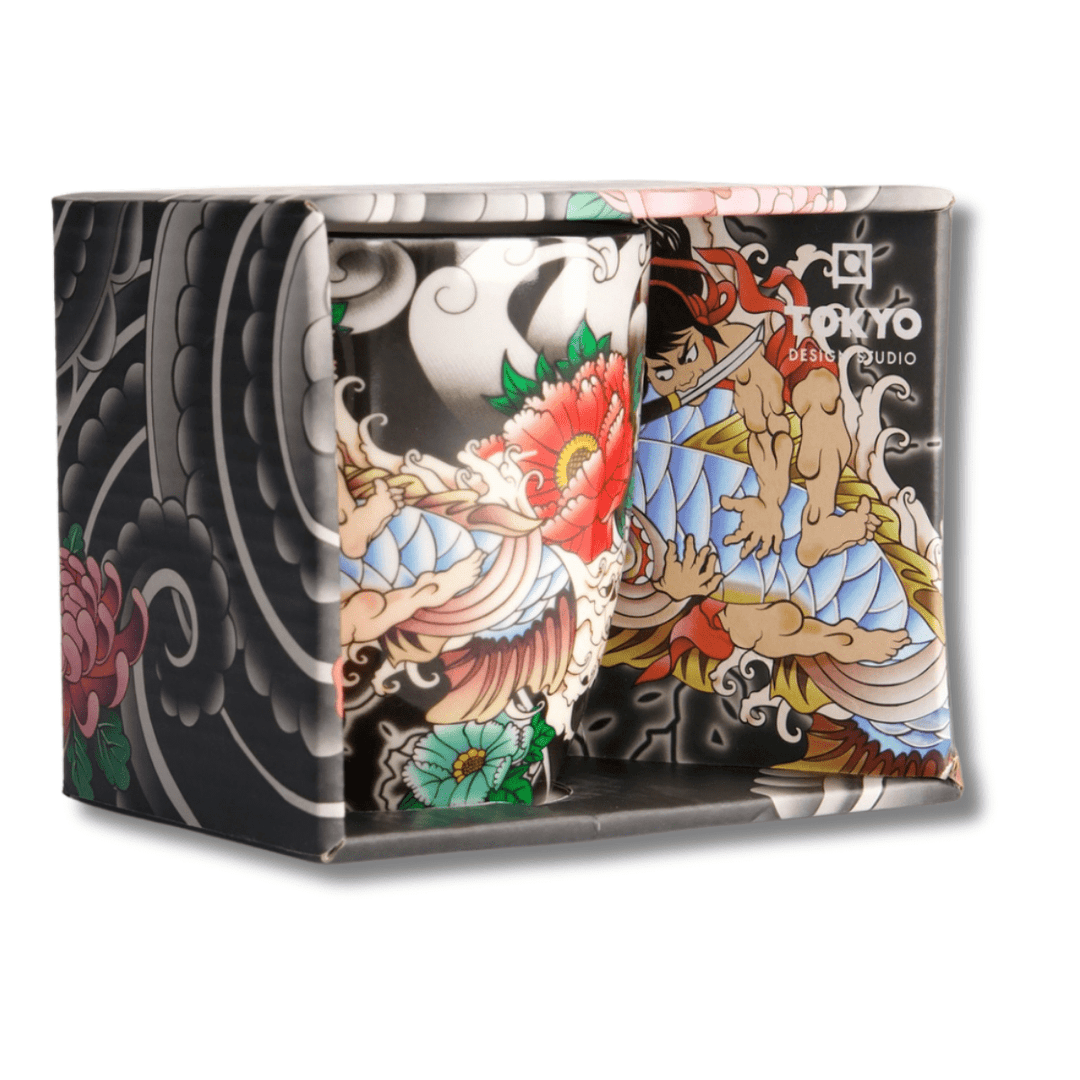 TOKYO DESIGN STUDIO Yakuza Carp Mug mit Geschenkbox – 8,5x10,2 cm / 340 ml - MAOMAO